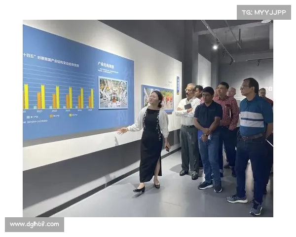 加拿大未来发展趋势预测:经济、科技、环境与社会变革的全面分析 加拿大未来发展趋势预测:经济、科技、环境与社会变革的全面分析